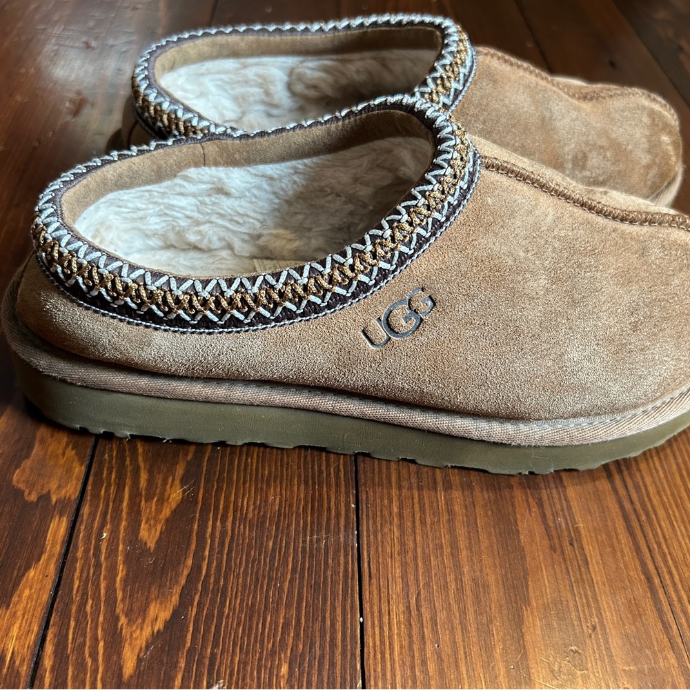 Ugg Tasman